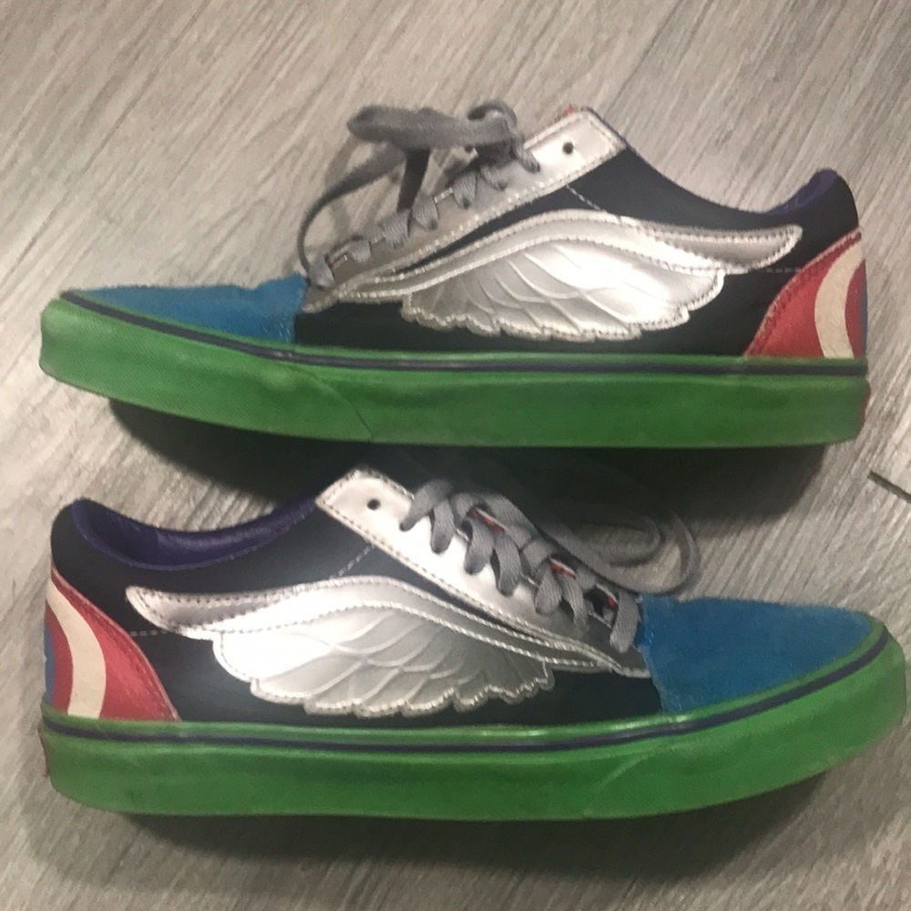 Vans Old Sokol Marvel Avengers Suede Sneakers